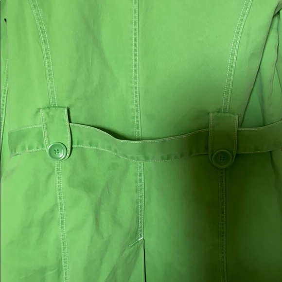 Jacket - Picture 8 of 9